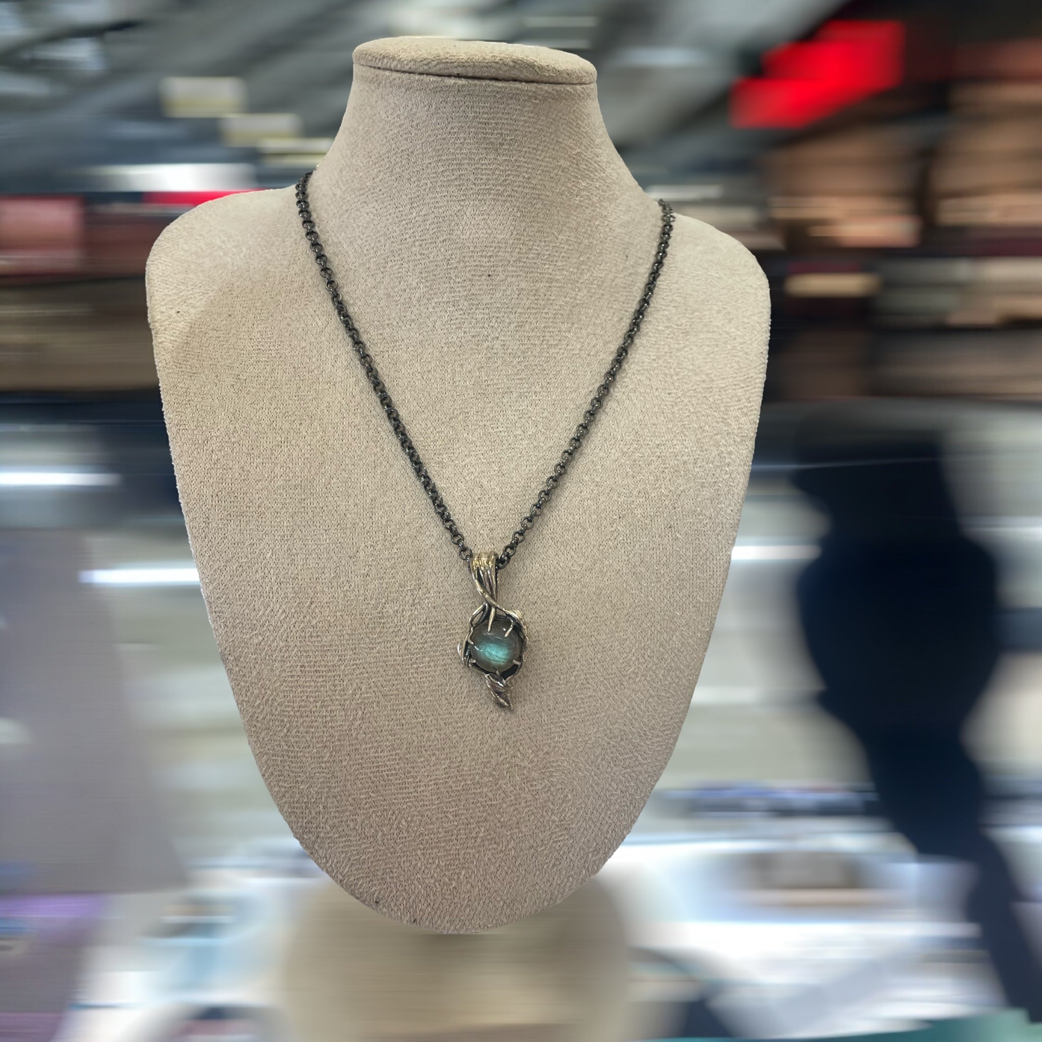 Collier Labradorite – Lumière Boréale ,  Argent 925 – Pièce Unique