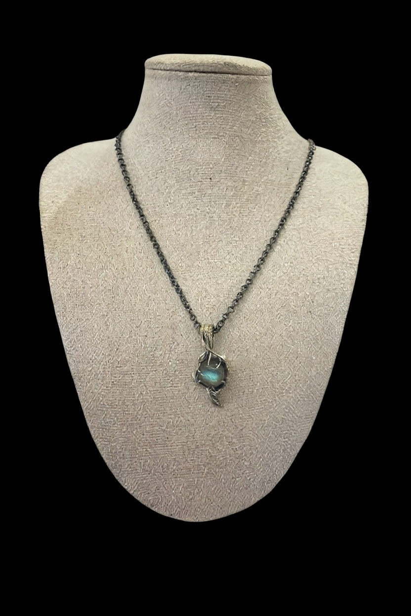 Collier Labradorite – Lumière Boréale ,  Argent 925 – Pièce Unique
