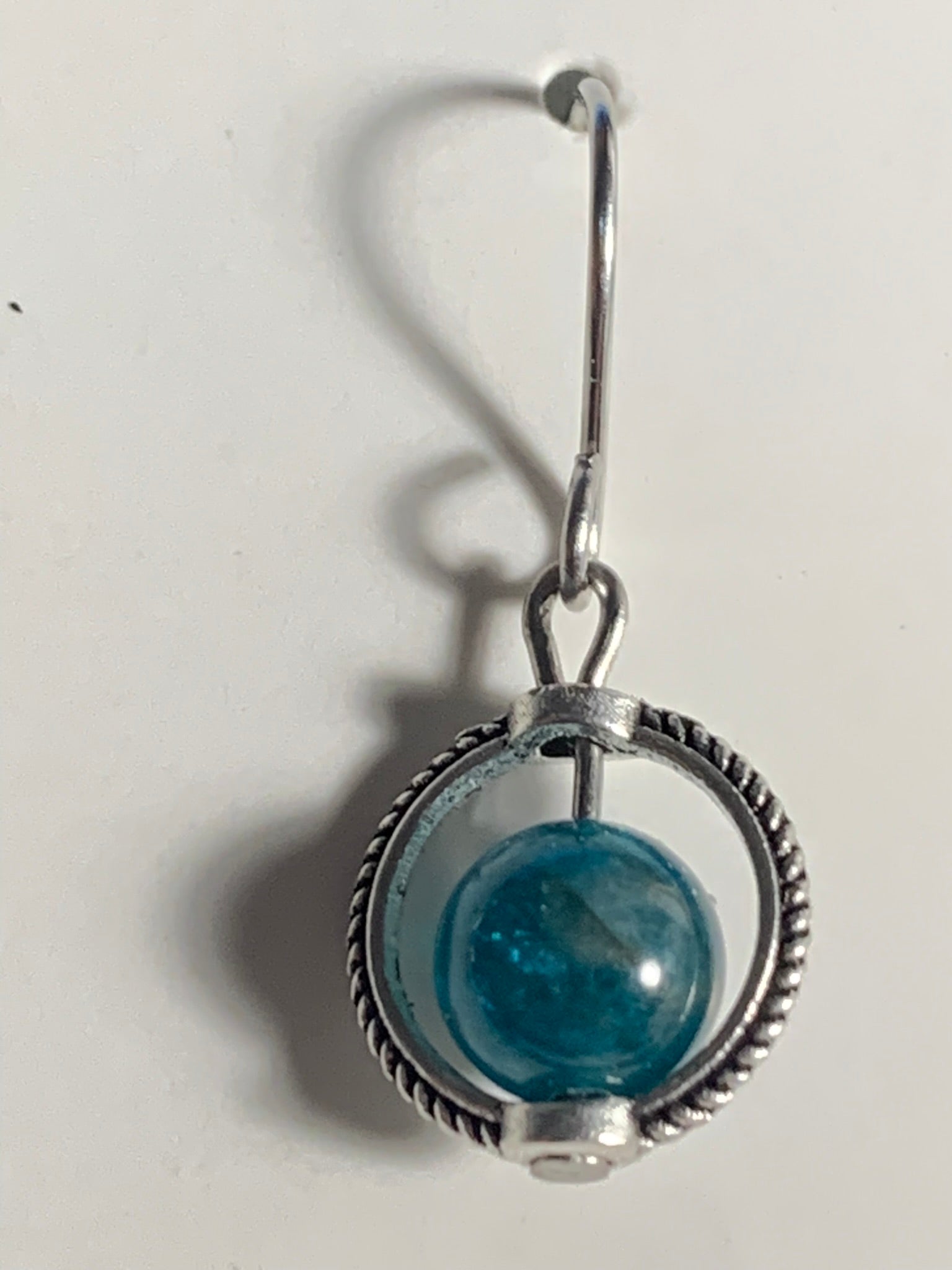 BOUCLES D'OREILLES en APATITE